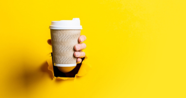 最新研究：英国所有热门饮品检出微塑料，热饮释放量最高